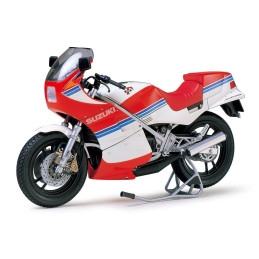 SUZUKI RG250 T -Escala 1/12- Tamiya 14029