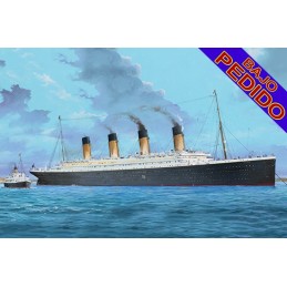 TRANSATLANTICO R.M.S. TITANIC (Luces LED) Escala 1/200 Trumpeter 03719